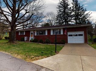 9 Crump St, Huntington, WV 25705