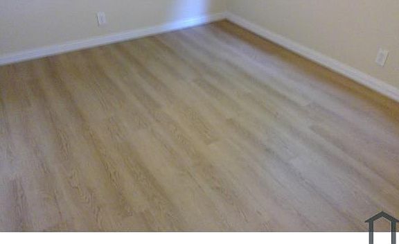 5th image of 6107 Sunrise Cliff Dr