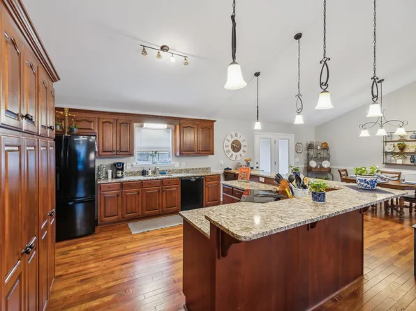 120 Fresca Ct, Murfreesboro, TN 37129