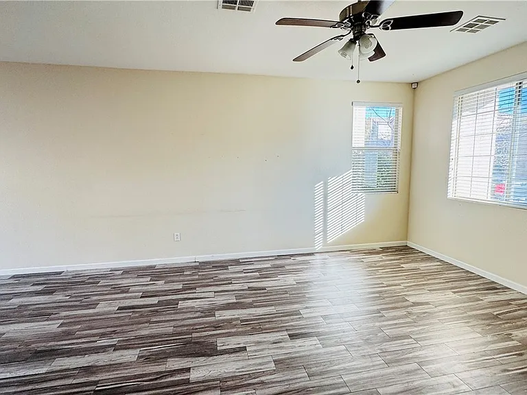 2713 Good Fellows St — Photo 17