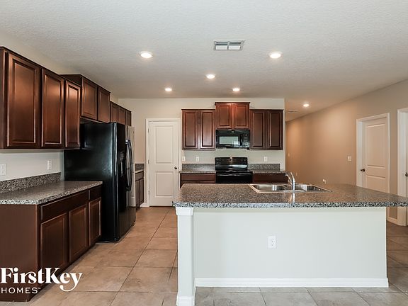 5th image of 9716 Sage Creek Dr