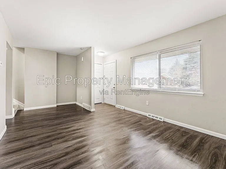 1030 Montie Rd — Photo 5
