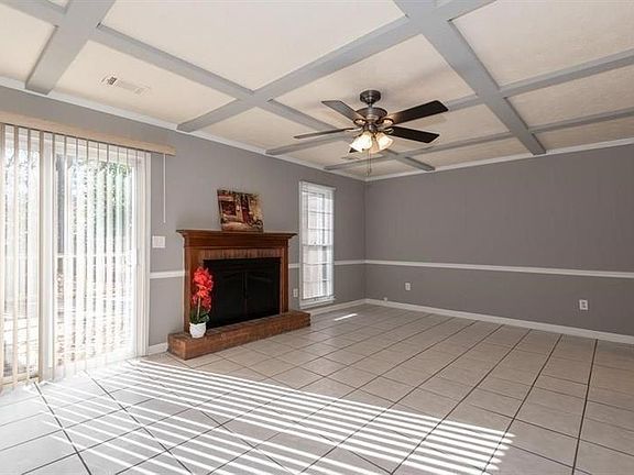 4th image of 2769 New South Dr