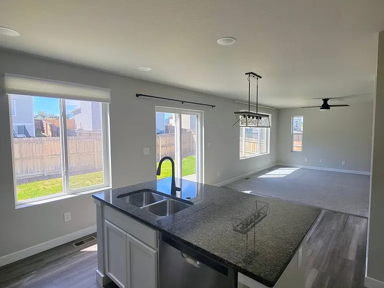 10429 Luneth Dr — Photo 11