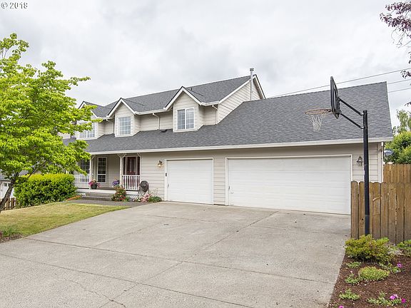 3rd image of 2714 NE 90th St