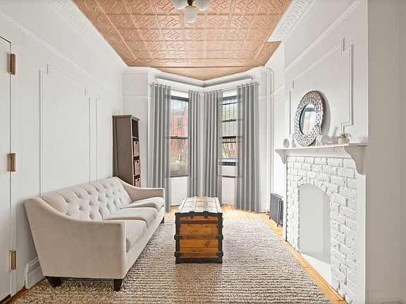 4th image of 1213 8th Ave APT 2