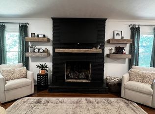 304 S Hummingbird Ln, Dickson, TN 37055