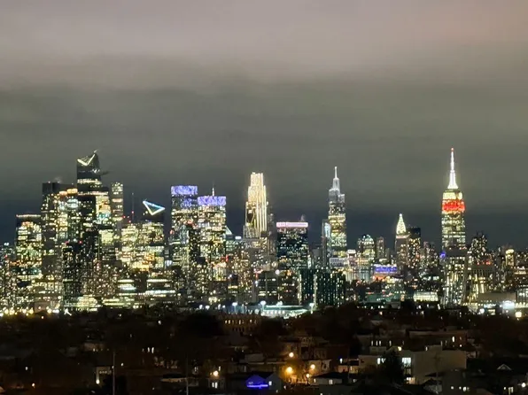 201 Saint Pauls Avenue image 6 of 6