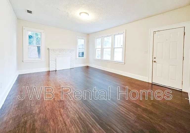 6601 Sunset Dr — Photo 6