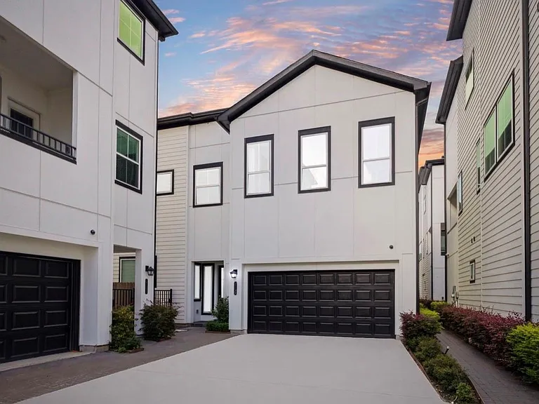 2718 Grand Fountains Dr #H — Photo 1