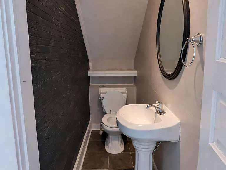 2115 Wallace St — Photo 11