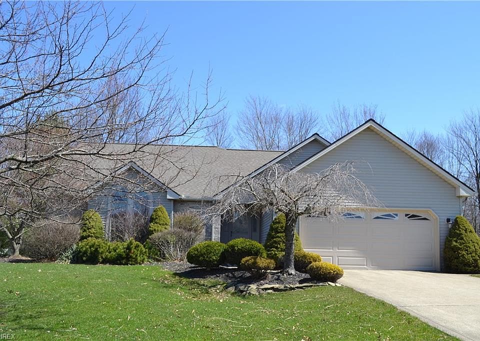 1st image of 10201 Foxwood Dr