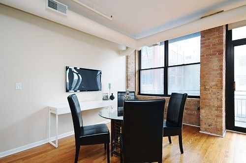 5th image of 520 W Huron St #Pub45