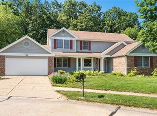 1755 Timber Ridge Estates Dr, Ballwin, MO 63011