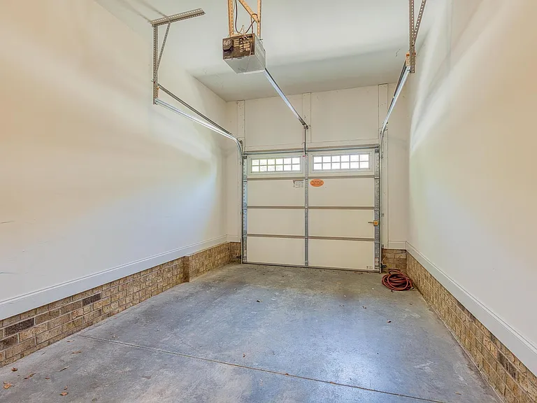 5015 Wyngate Village Dr — Photo 10