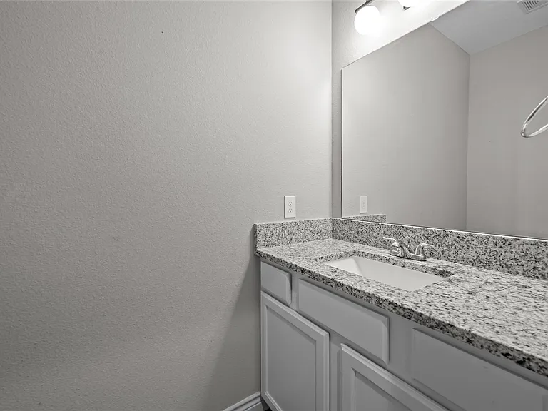 14603 Sanour Dr — Photo 23