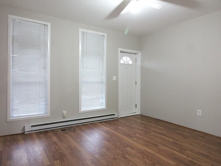 3501 Chestnut Ave — Photo 3