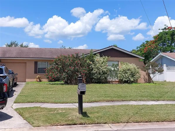 432 Flamingo Dr, Apollo Beach, FL 33572
