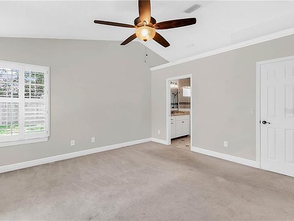 3rd image of 6505 Piccadilly Ln