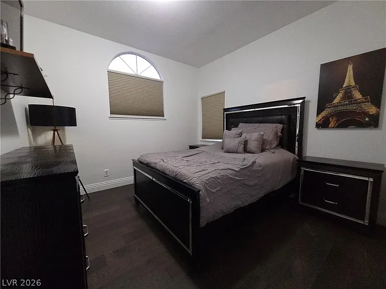 7824 Emerald Harbor Ct — Photo 16