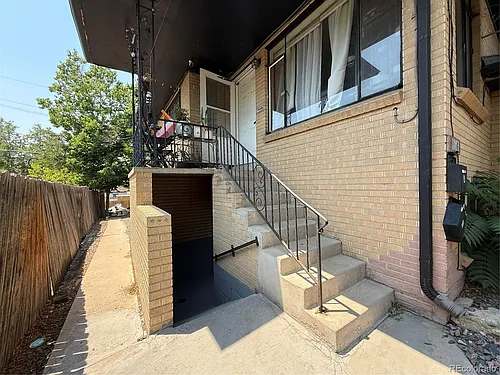 1183 Clinton St Photo 1