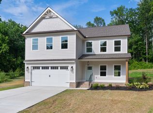 3619 Gentry Station Dr, Signal Mountain, TN 37377