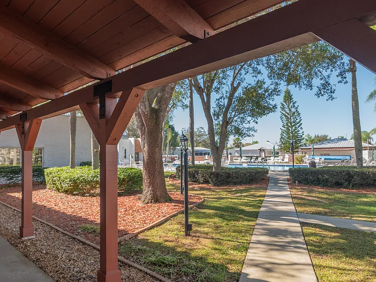 14 Jacaranda Ln — Photo 32