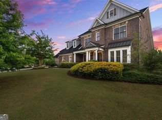 2736 Barnhill Dr, Marietta, GA 30062