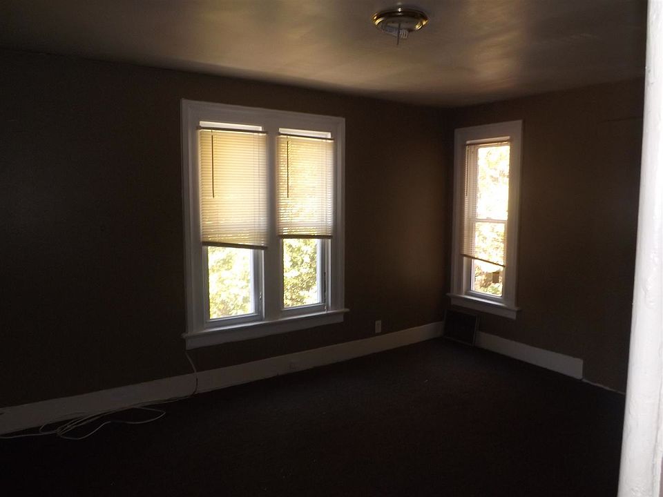 2nd image of 269 Munson St #2