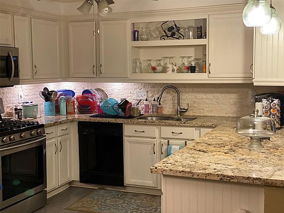 4th image of 2510 W Pebble Beach Dr