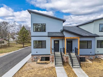 236 South Dewey Avenue, Reedsburg, WI, 53959