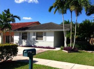 17940 SW 136th Ct, Miami, FL 33177