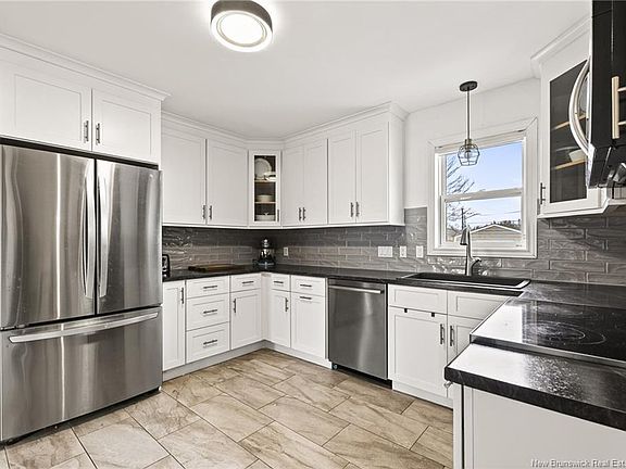 5th image of 8 Gordon St