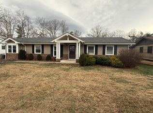 1115 Cherokee Trl, Covington, VA 24426