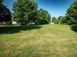 121 Fremont St, Henry, IL 61537