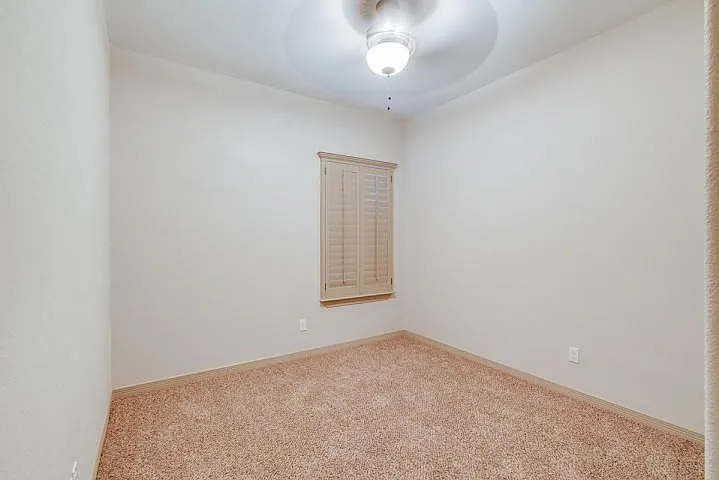 11608 Grotto Bay Ct — Photo 18