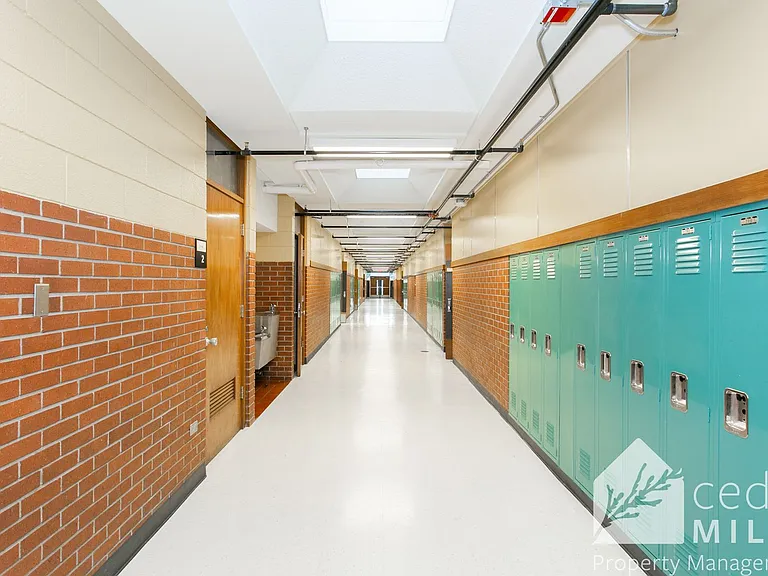 Black Bear Elementary — Photo 13