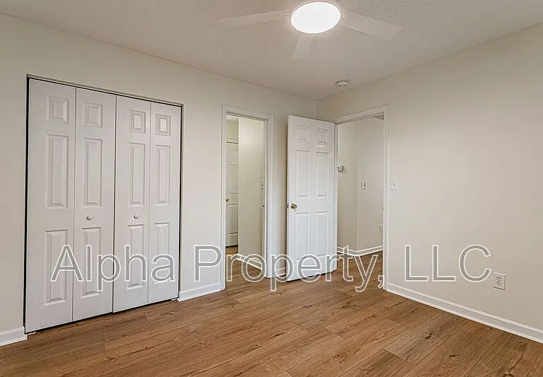 107 Hammett Grove Ln — Photo 7