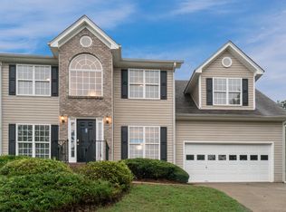 1221 Melrose Forest Ct, Lawrenceville, GA 30045