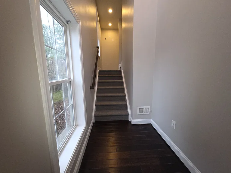 16051 Pitner St — Photo 2