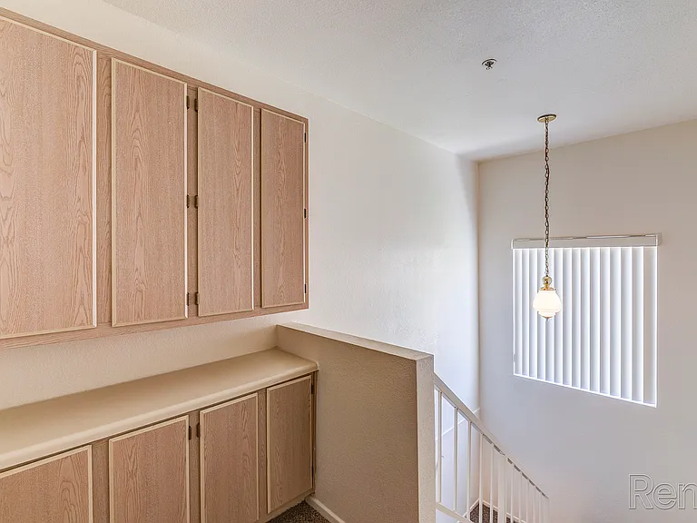 Villas At South Pointe — Photo 33