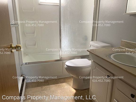 3rd image of 3140 Copley Dr SW #C