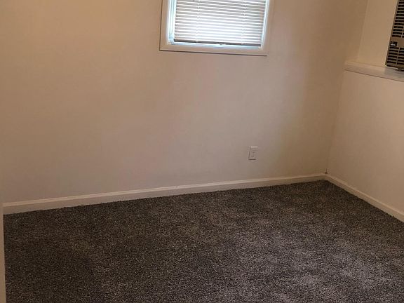 5th image of 202 Deerfield Ave