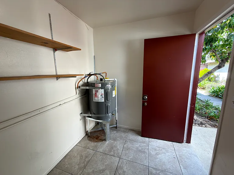 326 W La Veta Ave #C — Photo 27