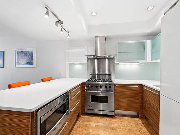 3rd image of 62 E 1st St APT 3S