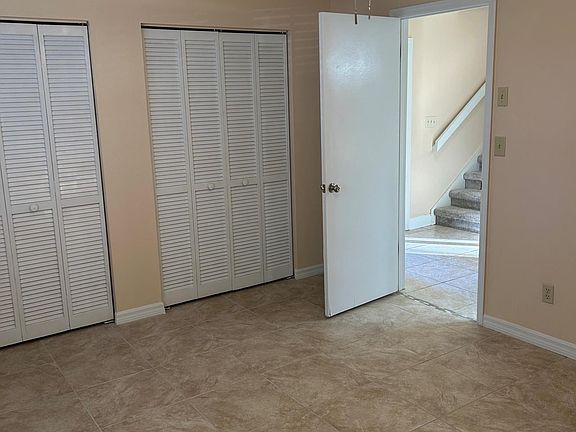 5th image of 2901 SE 17th St #2901