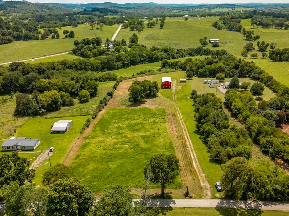 315 Duncan Rd, Hartsville, TN 37074