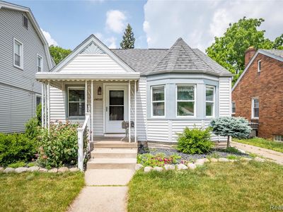 24130 Penn St, Dearborn, MI, 48124