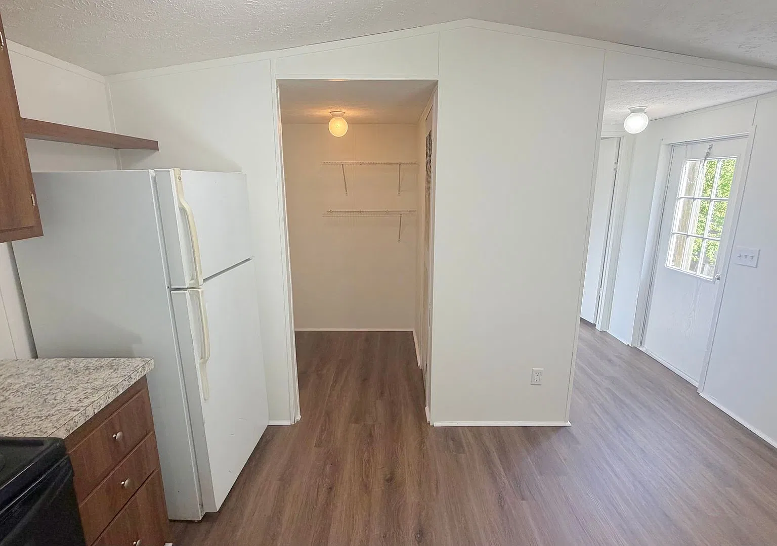 104 Oriole Ave — Photo 4