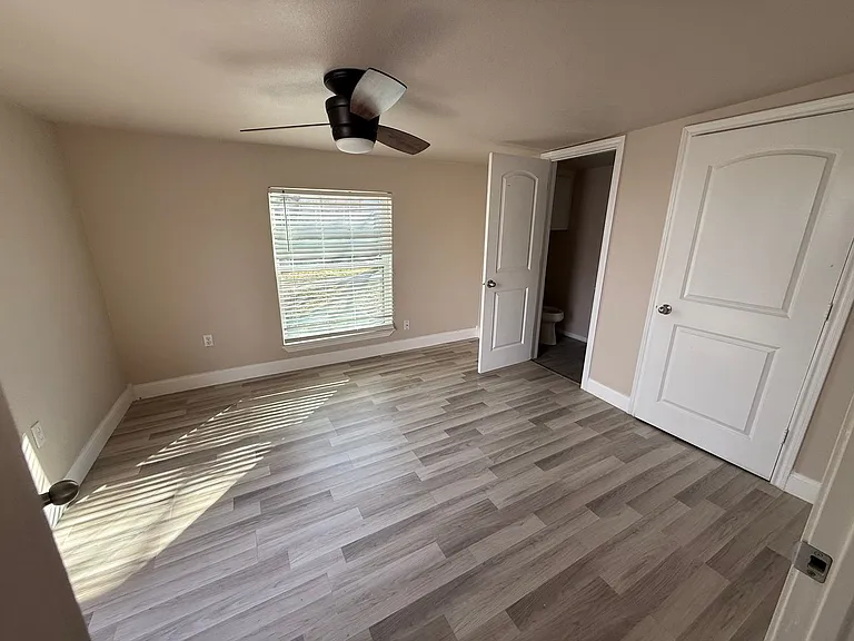 5317 Purington Ave #B — Photo 21